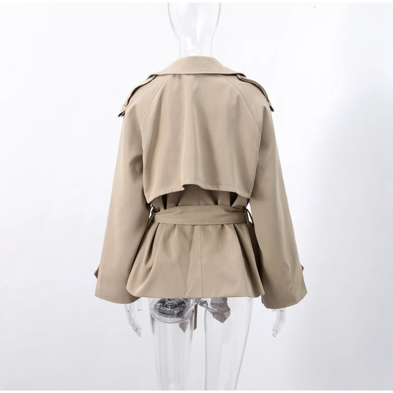Elegant Jacket with Lapel – Long Model, Front Buttons and Tie.